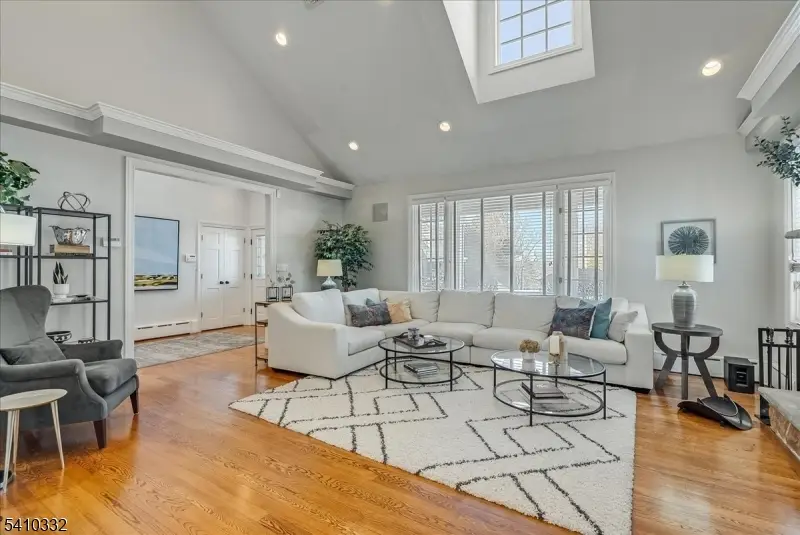 30 High Point Dr, Springfield, NJ 07081 - #3