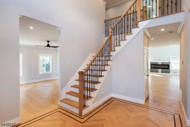 646 Mountain Ave, Berkeley Heights, NJ 07922 - #2