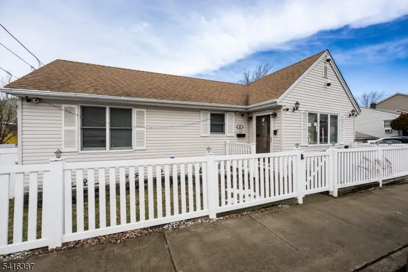 52 Mount Pleasant Ave, Woodland Park, NJ 07424 - #2