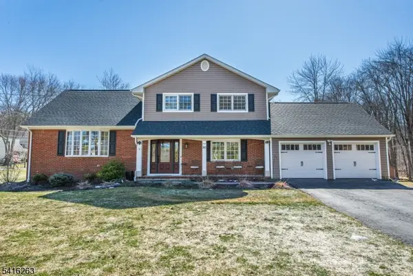 80 Toby Dr, Roxbury Twp., NJ 07876