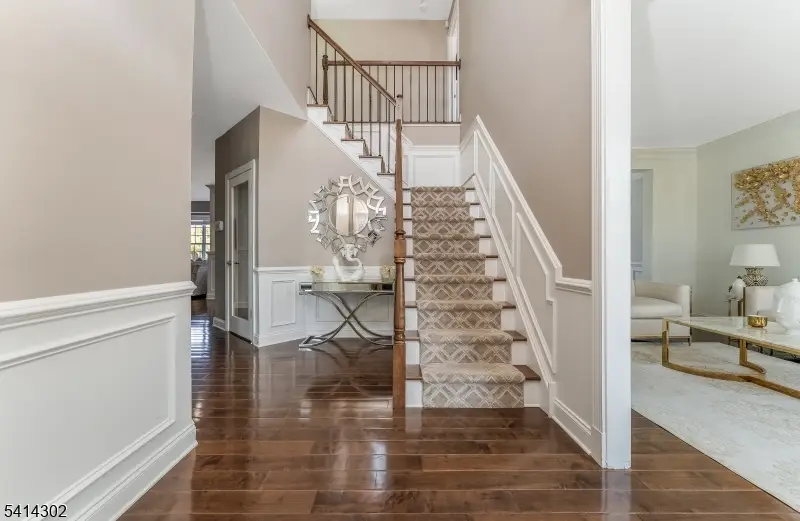 2 Elm Dr, Clinton, NJ 08801 - #2