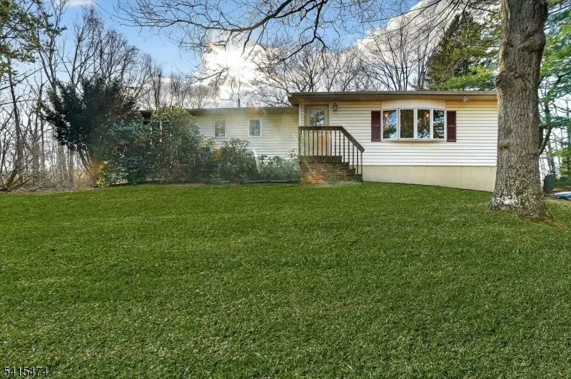 21 Ulster St, West Milford, NJ 07480 - #1