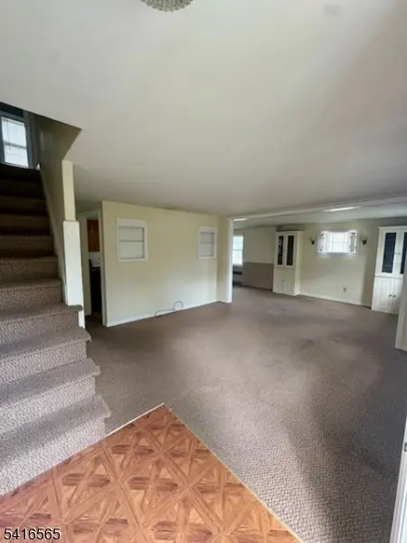 18 Durrell St, Verona, NJ 07044 - #2