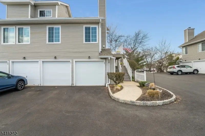 32 Morgan Court, The Hills, NJ 07921 - #3