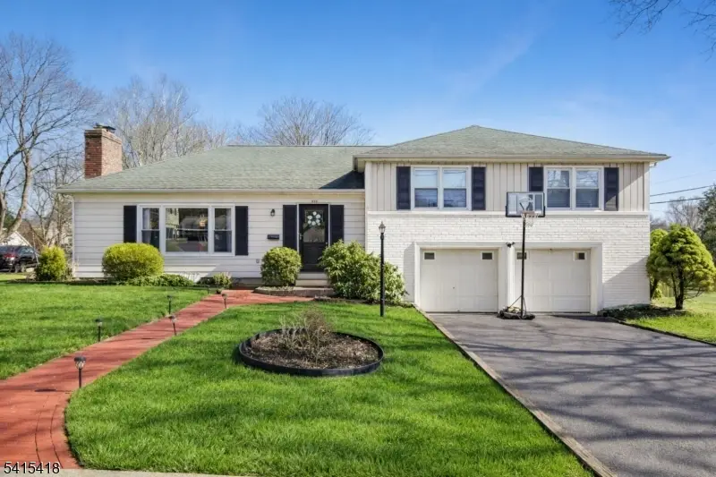 500 E Valley View Ave, Hackettstown, NJ 07840 - #1