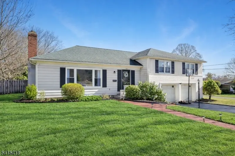 500 E Valley View Ave, Hackettstown, NJ 07840 - #2