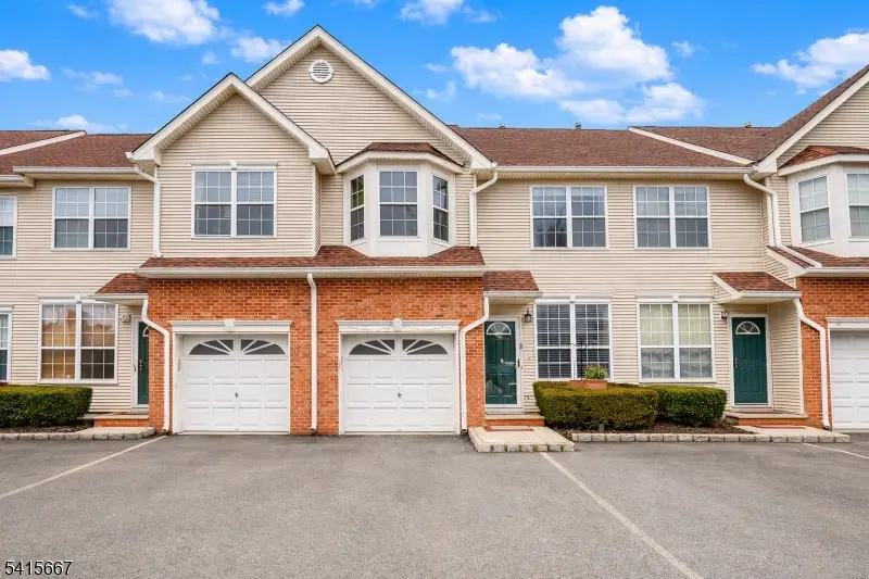 36 Gallop Ln, Franklin, NJ 08873 - #2