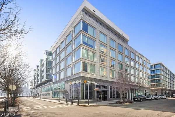 1000 Ave Port Imp303, Weehawken Twp., NJ 07086