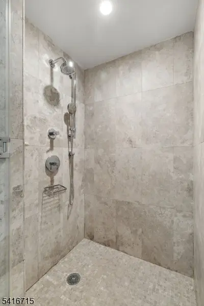 1000 Ave Port Imp303, Dunellen, NJ 07086 - #3