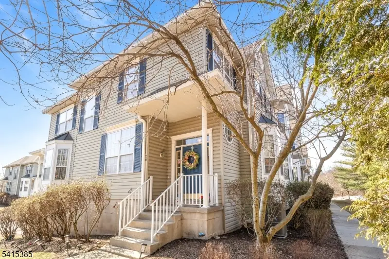 20 Chesterfield Ct, Flemington, NJ 08822 - #1