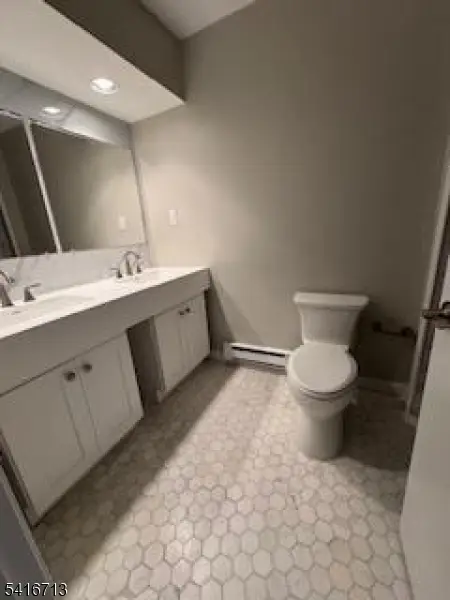 140 Amberly Dr, Manalapan, NJ 07726 - #3