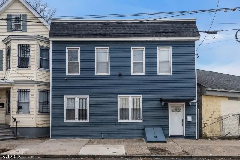 705 S 15th St, Newark, NJ 07103 - #1