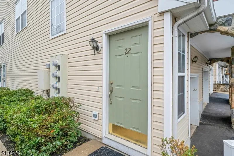22 Mountainside Dr #22, Pompton Lakes, NJ 07442 - #3
