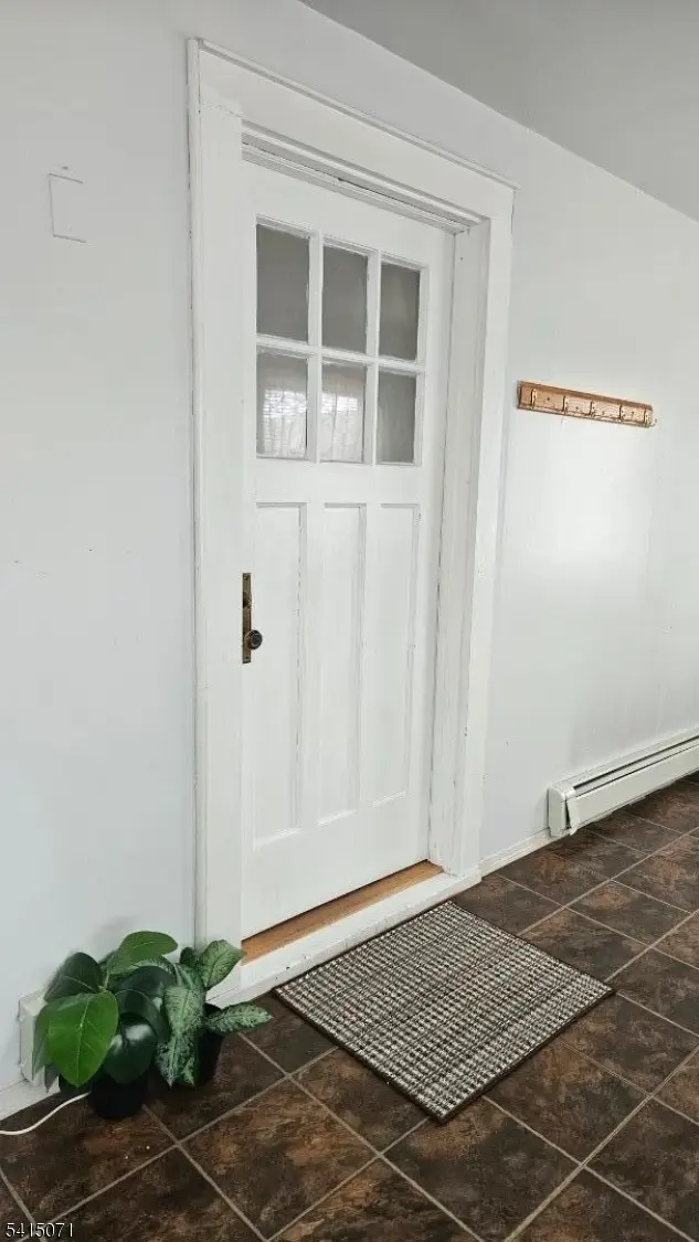 2126 Dill Ave, Linden, NJ 07036 - #3