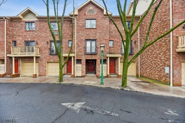 26 Mews Ln, South Orange Village Twp., NJ 07079