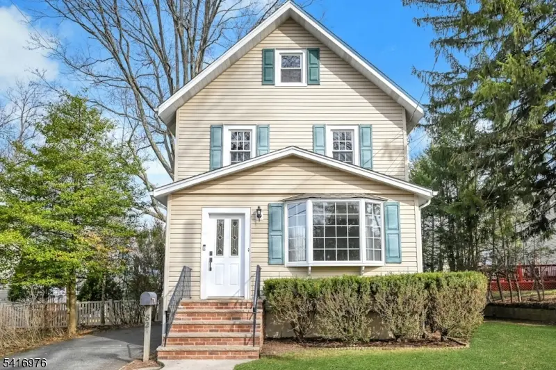 82 Blauvelt Ave, Dumont, NJ 07628 - #1