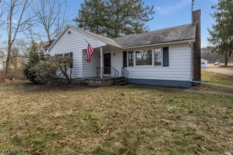 49 Valley Rd, Hampton, NJ 08827 - #3