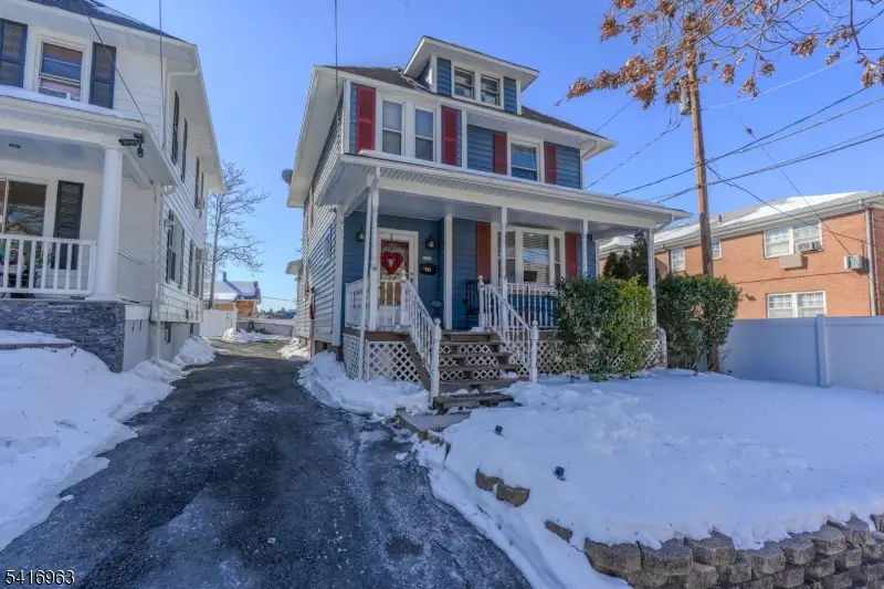 39 Hobart St, Ridgefield Park, NJ 07660 - #1