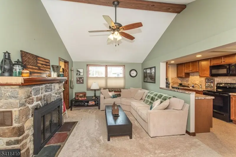 105 Bushwick Ln, Highland Lakes, NJ 07422 - #3