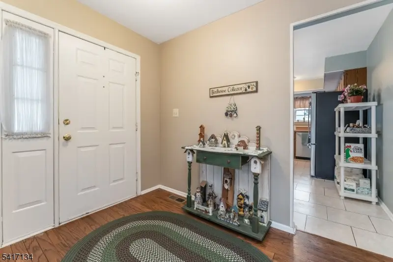 5 Choctaw Ridge Road, Branchburg, NJ 08876 - #3