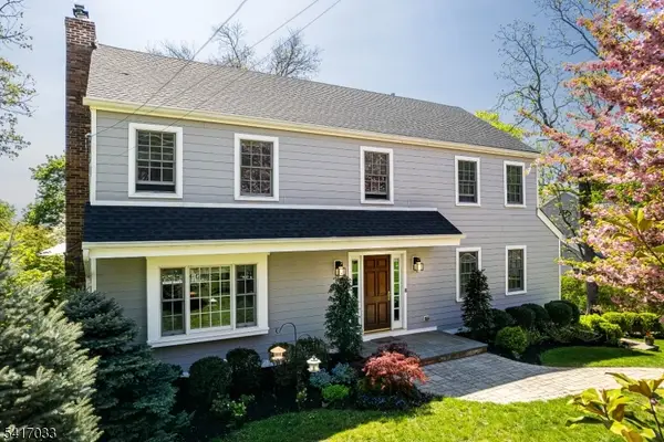 16 Nicholson Dr, Chatham Twp., NJ 07928