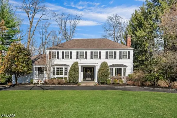 72 Huron Dr, Chatham Twp., NJ 07928