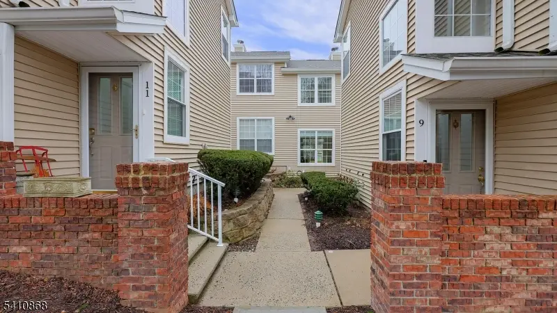 7 Quail Brook Court Condo, The Hills, NJ 07921 - #3