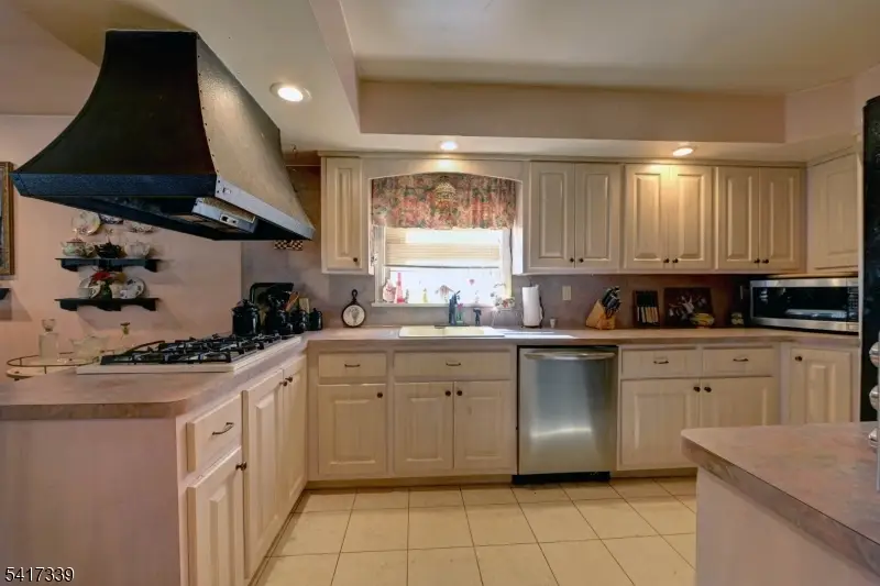 274 Gaston Ave, Garfield, NJ 07026 - #3