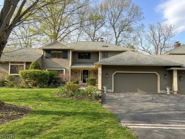 38 Hunters Circle, Tewksbury Twp., NJ 08858