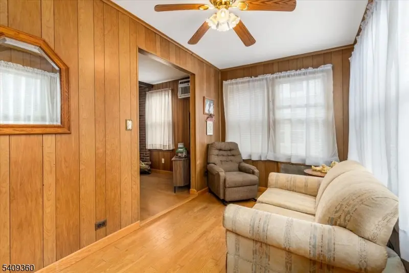 7 Delafield Ave, Rutherford, NJ 07070 - #2