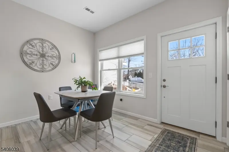 165 Lakeside Rd #8, Hewitt, NJ 07480 - #2