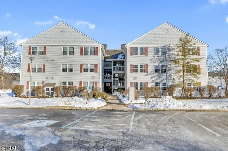 64 Dayton Ct #104, Independence, NJ 07840 - #1