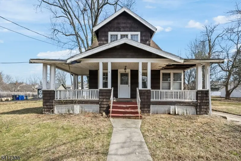 610 Watchung Rd, Bound Brook, NJ 08805 - #1