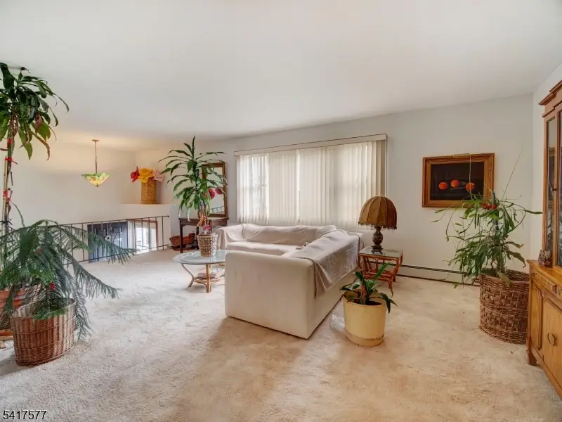 16 Oldis St, Rochelle Park, NJ 07662 - #3