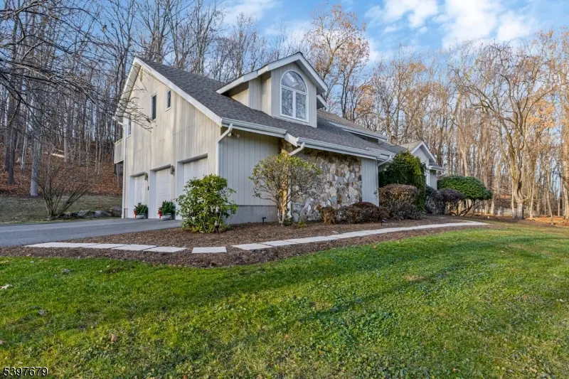 14 Lookout Dr, Ledgewood, NJ 07852 - #3