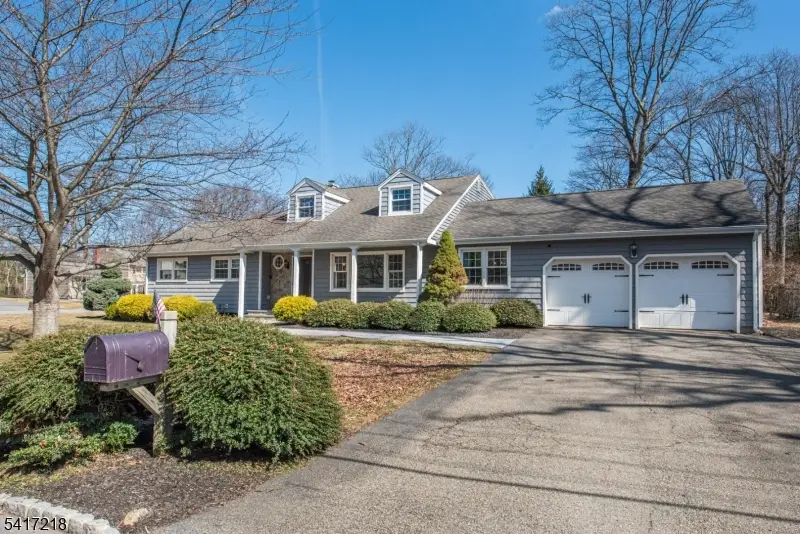 2 Chestnut Hill Rd, Randolph, NJ 07869 - #1