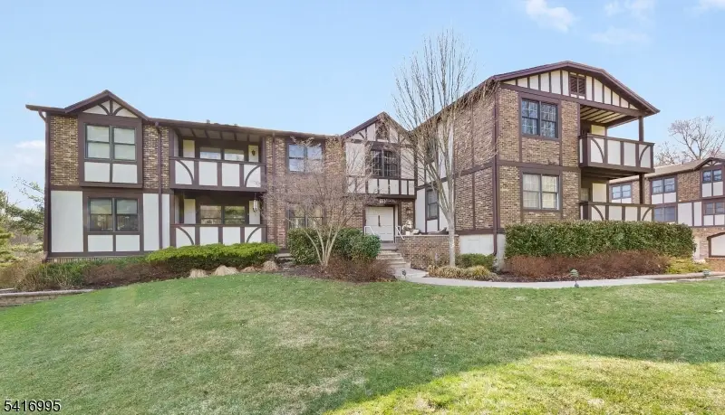 19i Heritage Dr #I, Chatham, NJ 07928 - #1