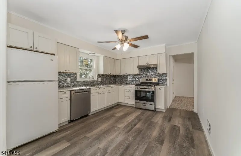 1880 Amwell Road, Franklin, NJ 08873 - #3