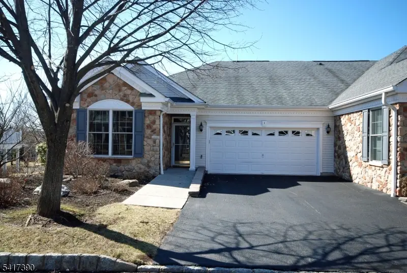 8 Quartz Way, Woodland Park, NJ 07424 - #1