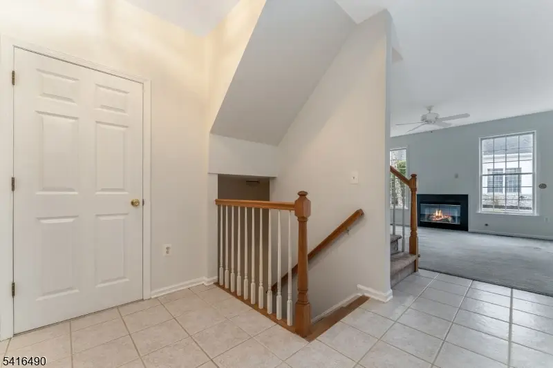 4 Pinehurst Cir, Clinton, NJ 08801 - #2