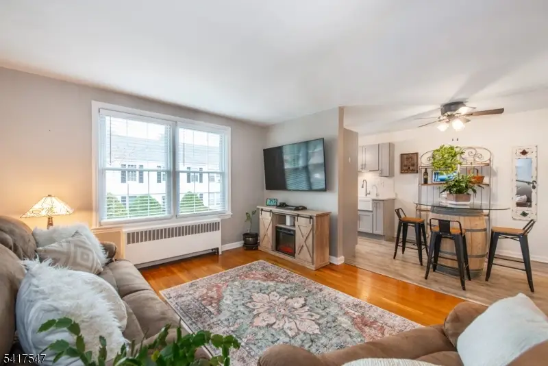 101 Gates Ave #E7, Montclair, NJ 07042 - #3