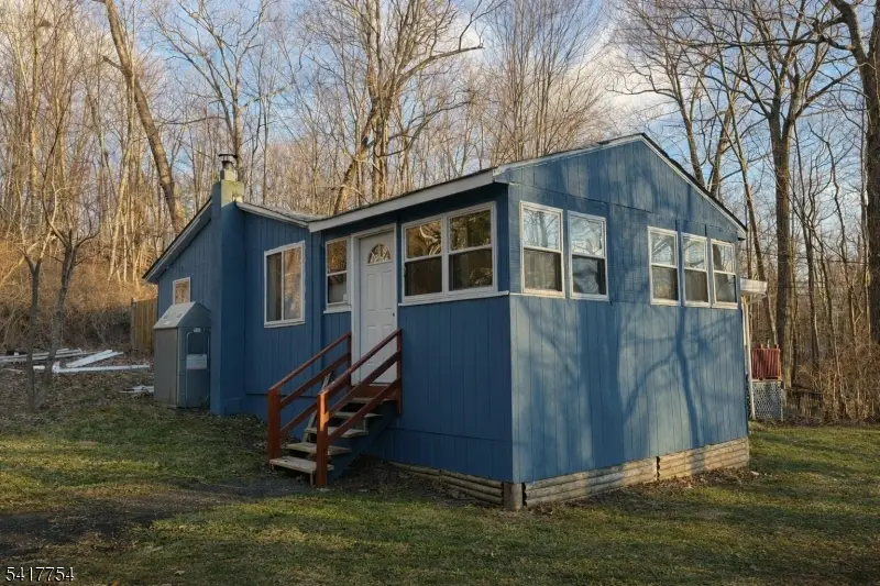 901 Chestnut Path, Crandon Lakes, NJ 07860 - #1