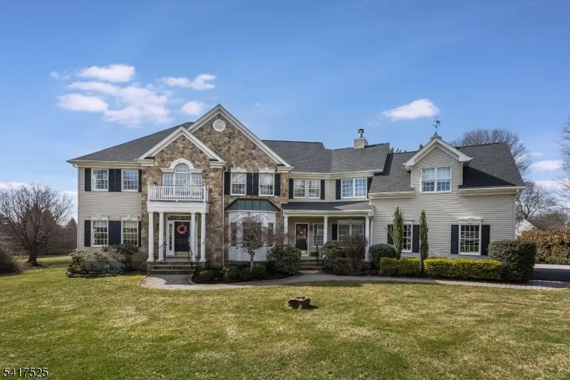 6 Macdougall Ct, Chester, NJ 07930 - #1