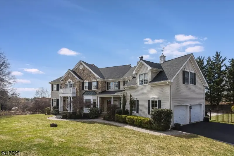 6 Macdougall Ct, Chester, NJ 07930 - #3