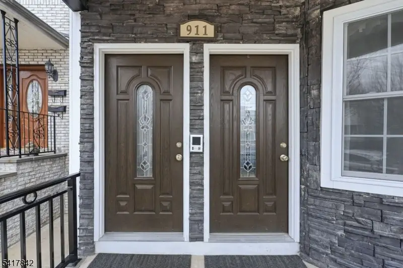 909-911 Monroe Ave, Elizabeth, NJ 07201 - #3