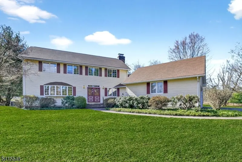 77 Meadow Run Dr, Montgomery, NJ 08558 - #1