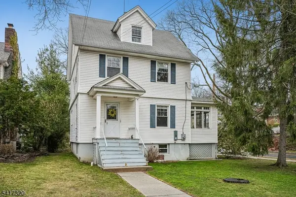 1 Baltusrol Pl, Summit City, NJ 07901