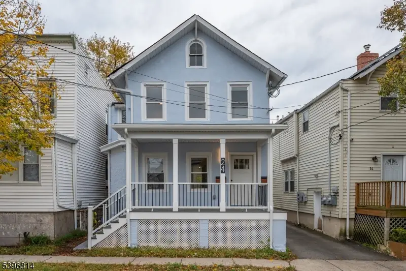 24 Dean St, West Orange, NJ 07052 - #1