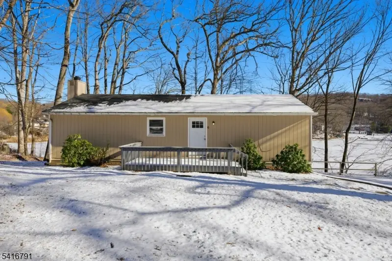 6 Tomahawk Trl, Lake Hopatcong, NJ 07849 - #1