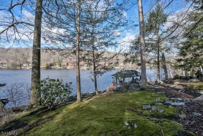 26 Short Road, Bloomingdale, NJ 07403 - #3